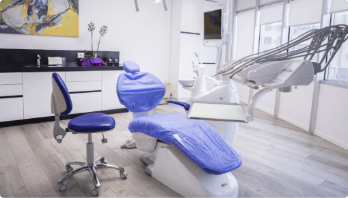 Tecnologia dentale moderna e laboratorio odontotecnico